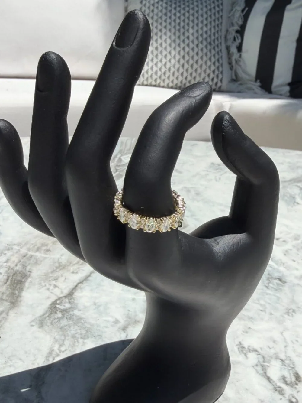 N/A moissanite oval